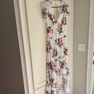 White Floral V-Neck Ruffle Sleeve Dress